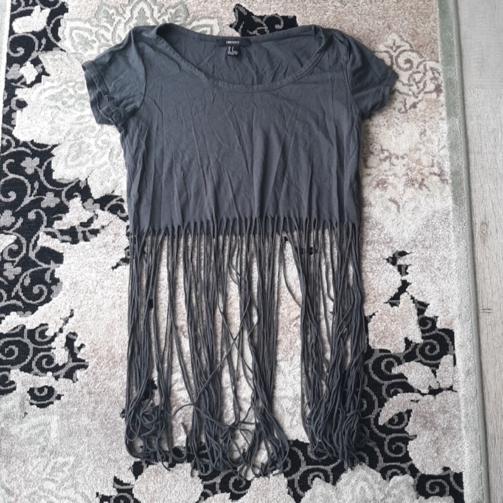 Forever 21 Cropped Tee Shirt